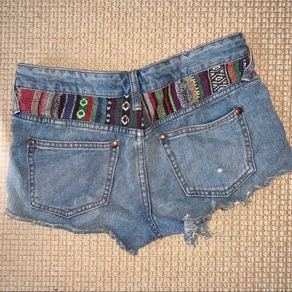 Free people tribal print denim shorts - Picture 2 of 4